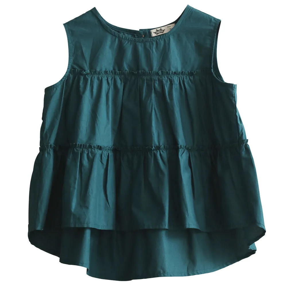 米白九分裤/ 荷叶边拼接上衣 Cropped Pants / Tiered Ruffle Blouse