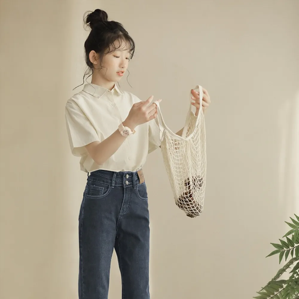 米白衬衫/ 九分牛仔裤 Off-White Collar Shirt/ Cropped Straight Denim
