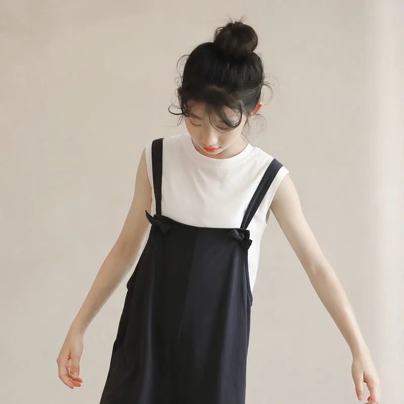 日系 白色内搭/ 宝蓝色背带裤 Tank Tops / Dungarees in Navy