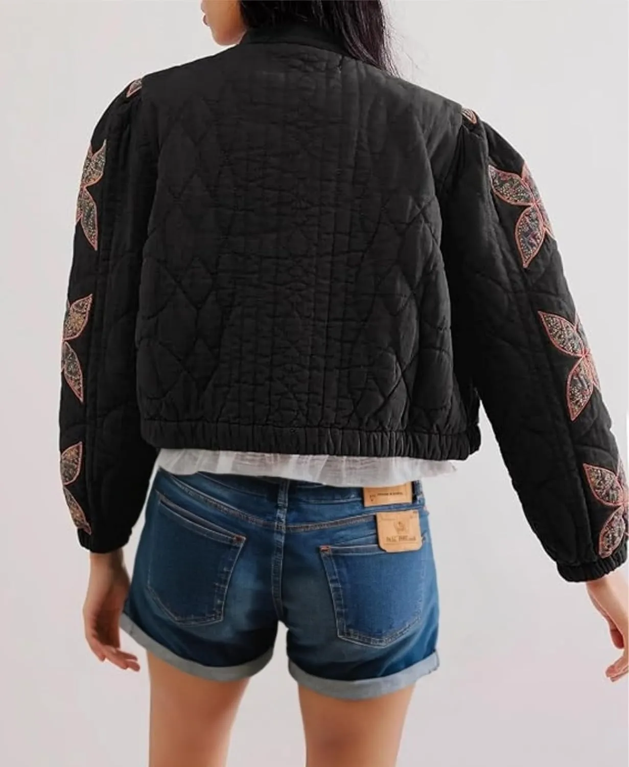 Aimiray Women's Cropped Floral Quilted Puffer Jackets 3D Printed Lightweight Button Padded Coats with Pockets