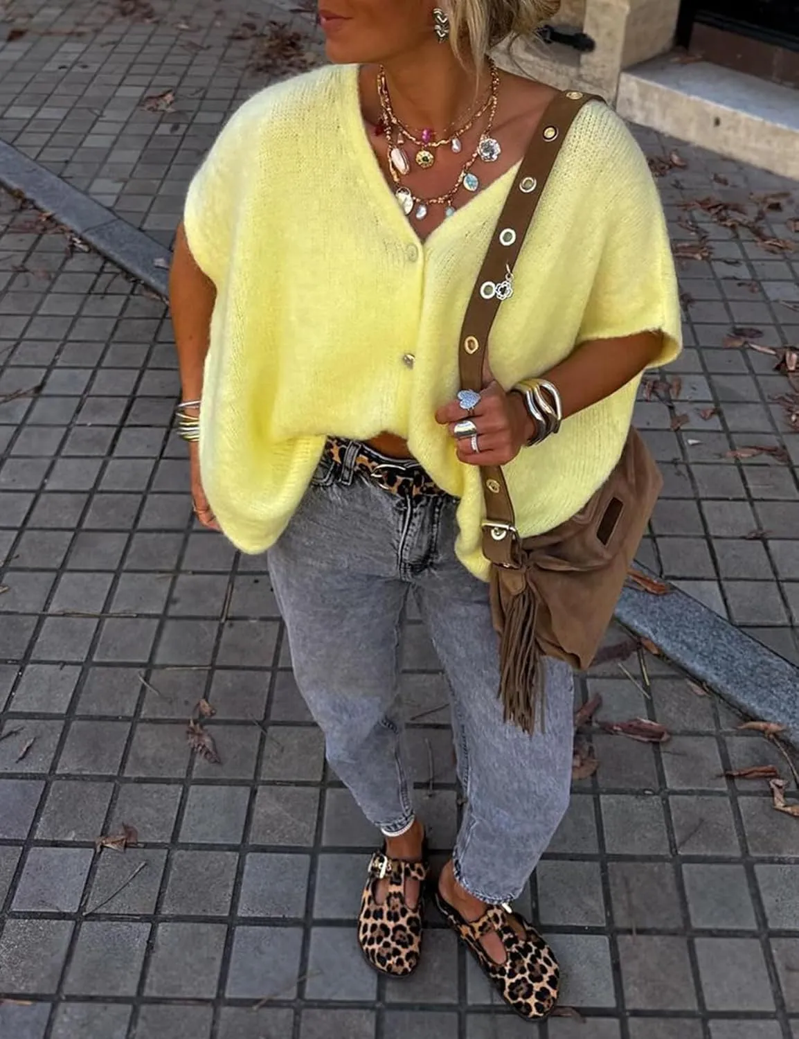 Gihuo Women's Short Sleeve Sweater Cardigan Y2K Button Down Ribbed Knit Sweaters V Neck Oversized Going Out Tops