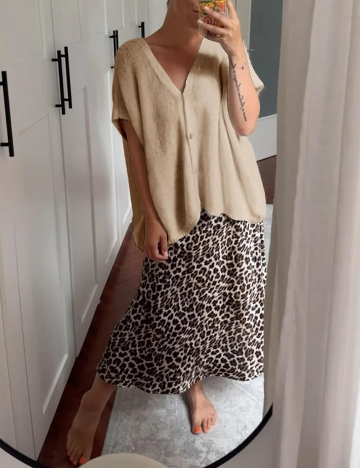 Gihuo Women's Short Sleeve Sweater Cardigan Y2K Button Down Ribbed Knit Sweaters V Neck Oversized Going Out Tops