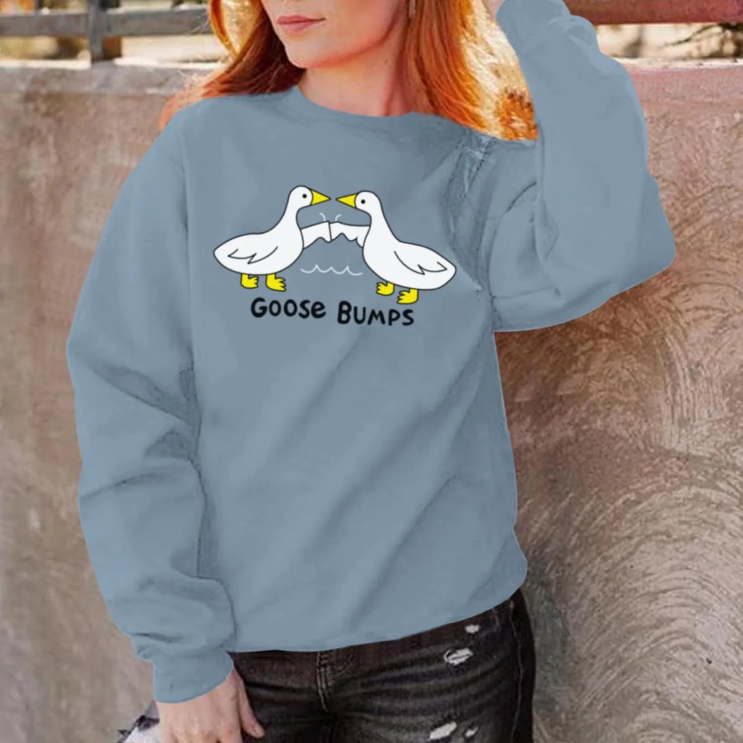KIEKIECOO Funny Graphic Duck Crewneck Sweatshirts for Women Aesthetic Soft Long Sleeve Pullover Preppy Cute Fall Sweater