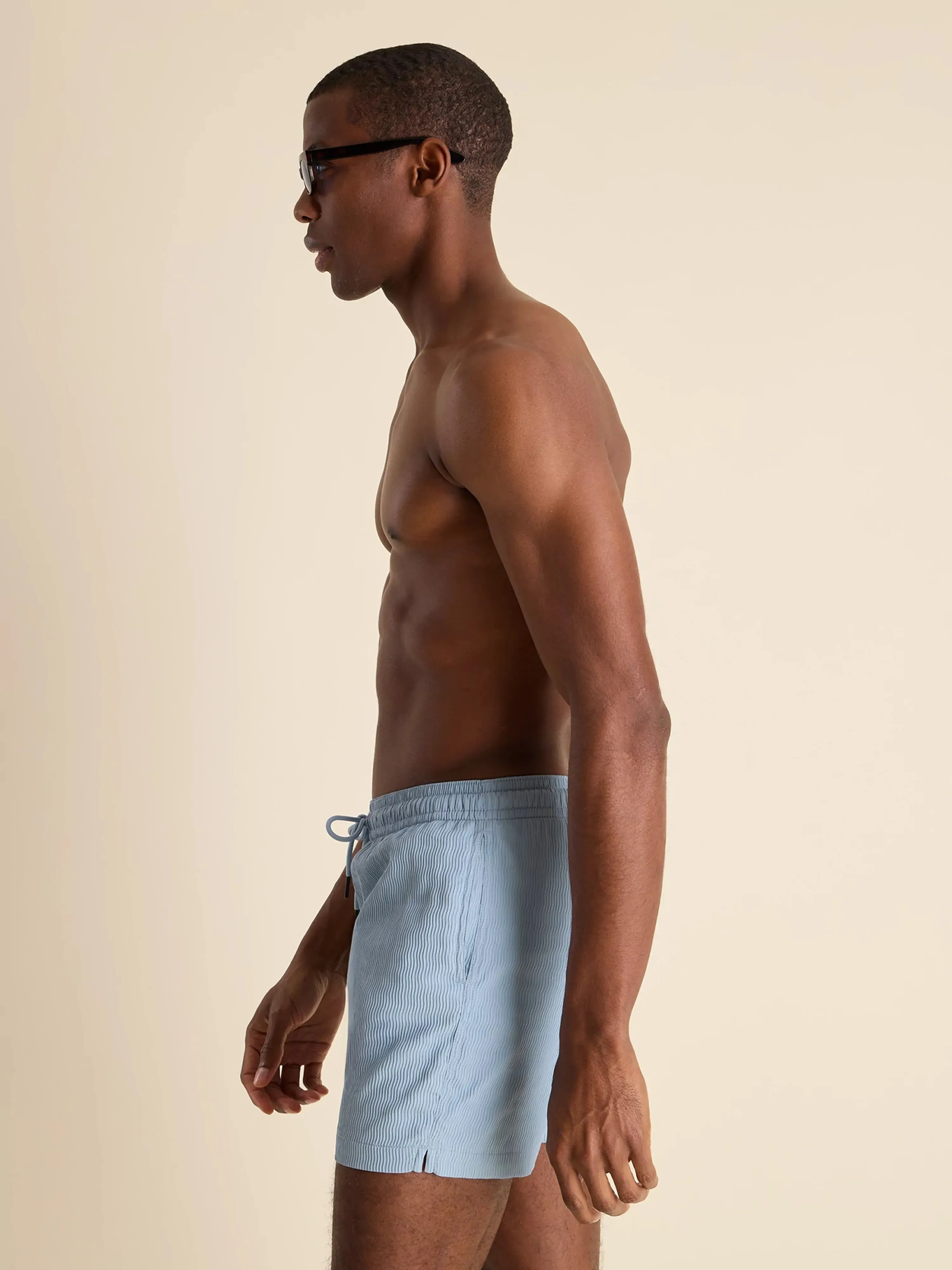 The Misty Breezes 5.5" (Textured Lined Swim)