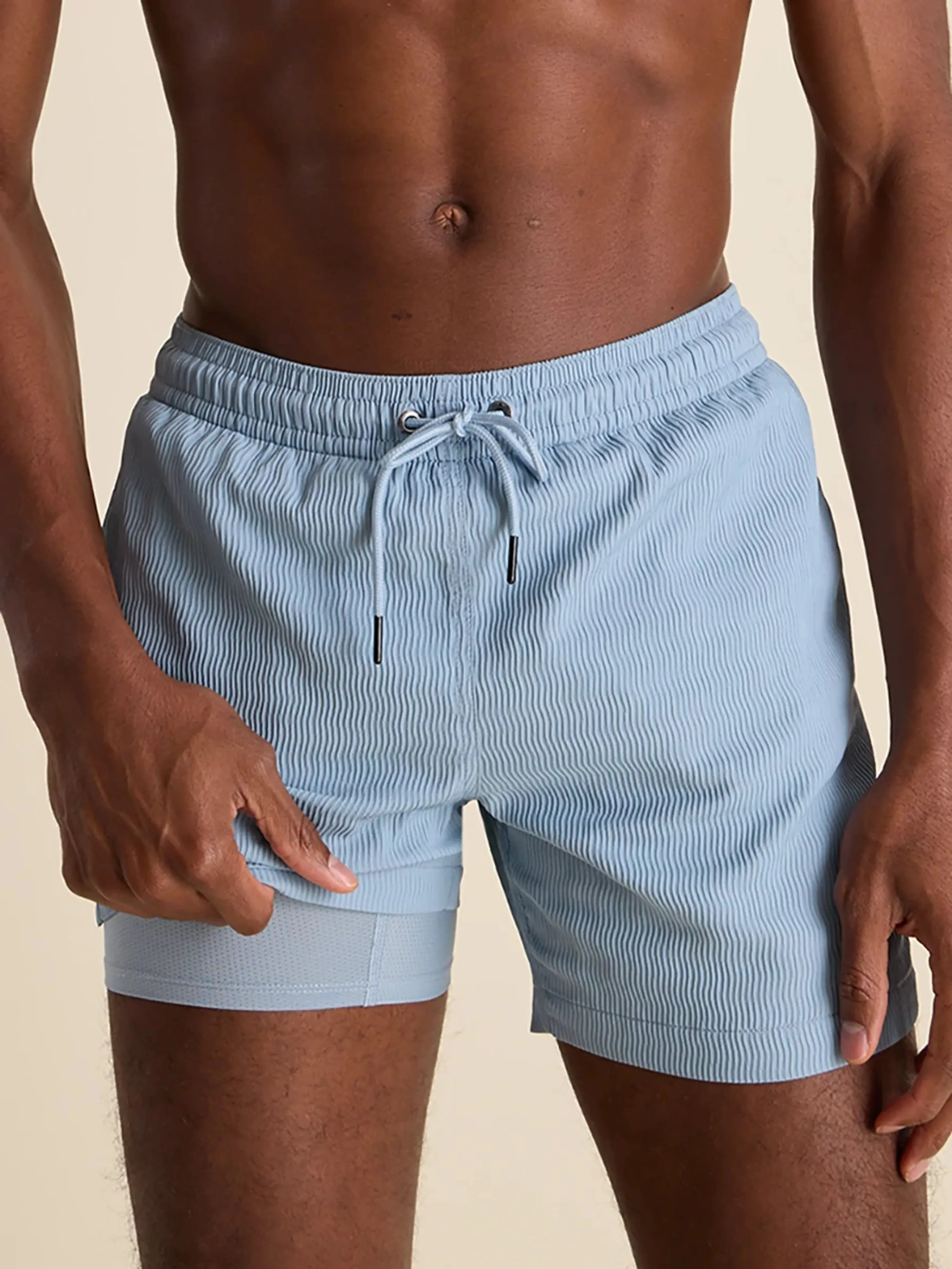 The Misty Breezes 5.5" (Textured Lined Swim)