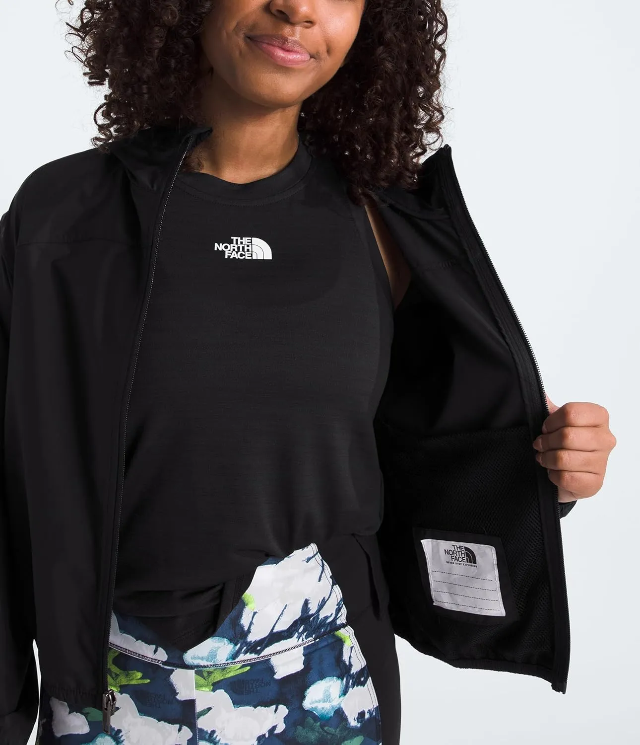 THE NORTH FACE Girls' Never Stop Hooded Windwall Jacket