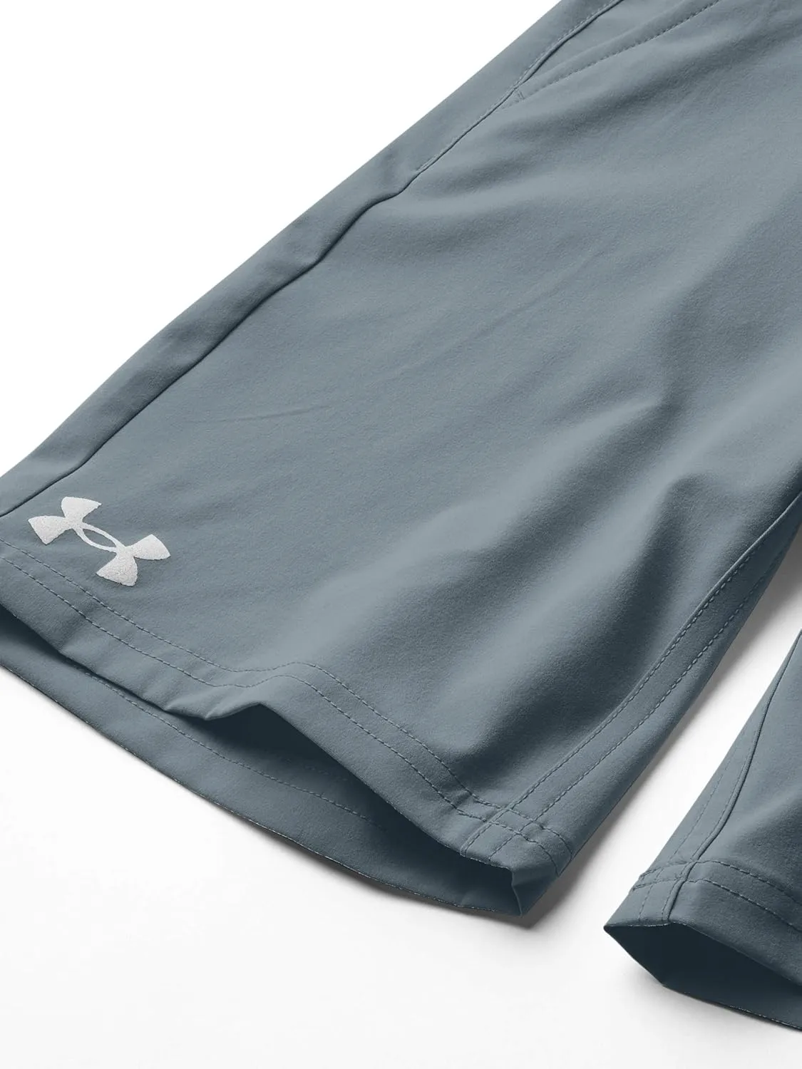 Under Armour Boys' Board Shorts, Water Repellent & Quick Drying, Durable & Breathable Fabric