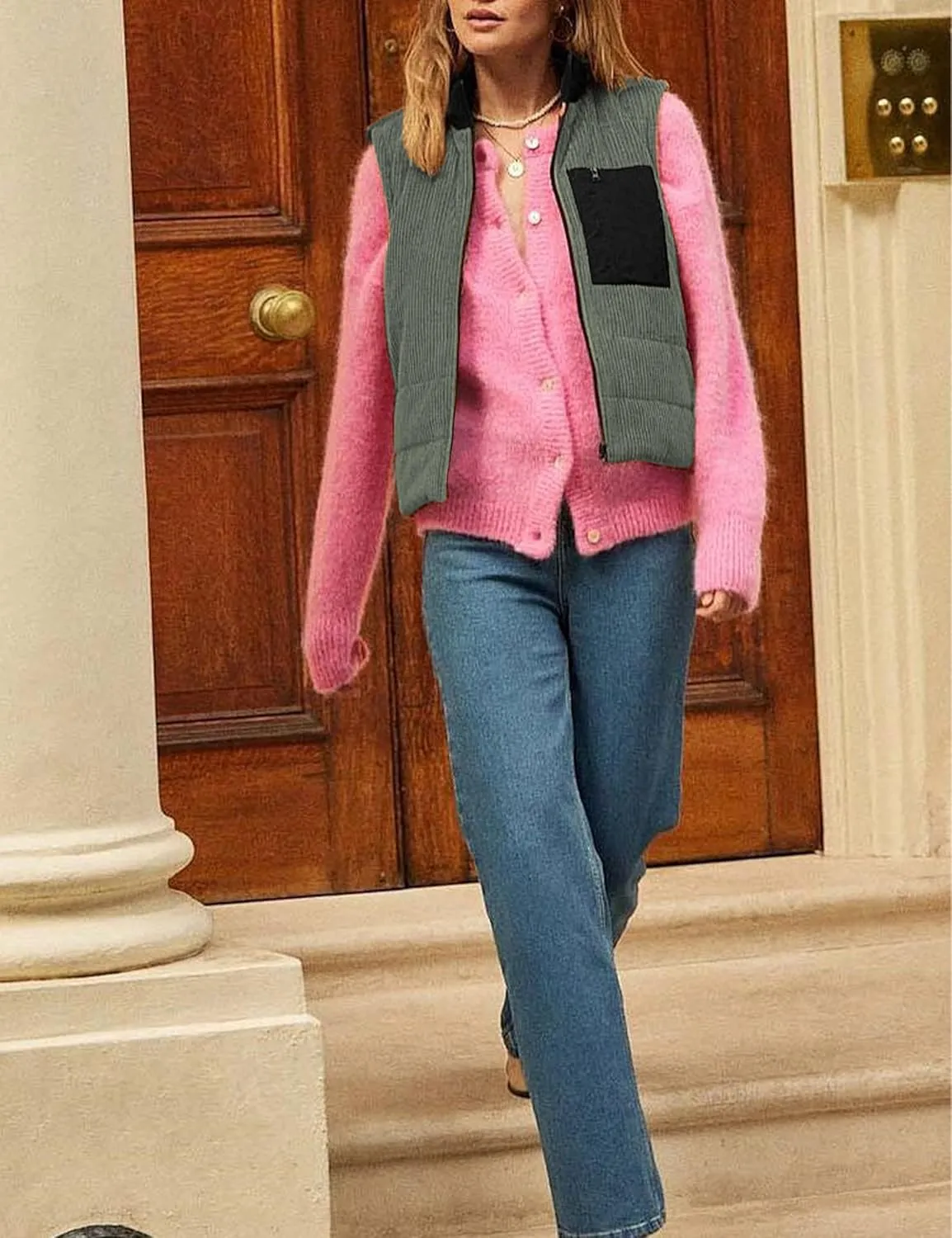 Women Corduroy Puffer Vest Cropped Sleeveless Jacket Puffy Stand Collar Gilet Coat Zip Up Outwear with Pockets
